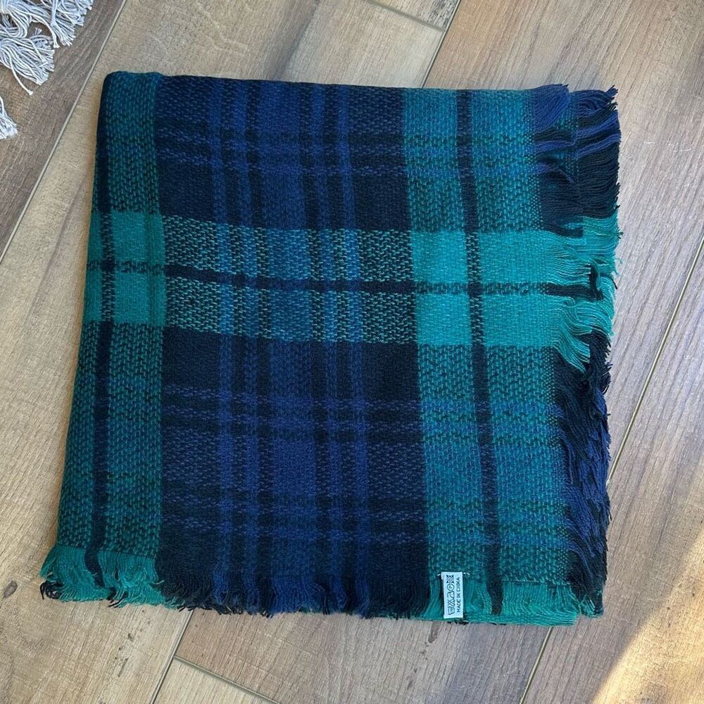 Women’s Scarf Blanket Wrap Green Navy Blue Cozy Fall Cottagecore Fringe NEW